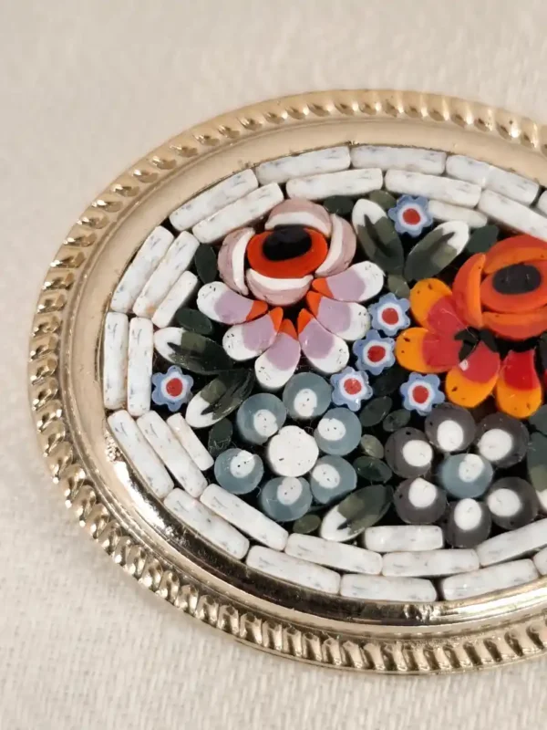 Broche vintage de micromosaico de murano italiano